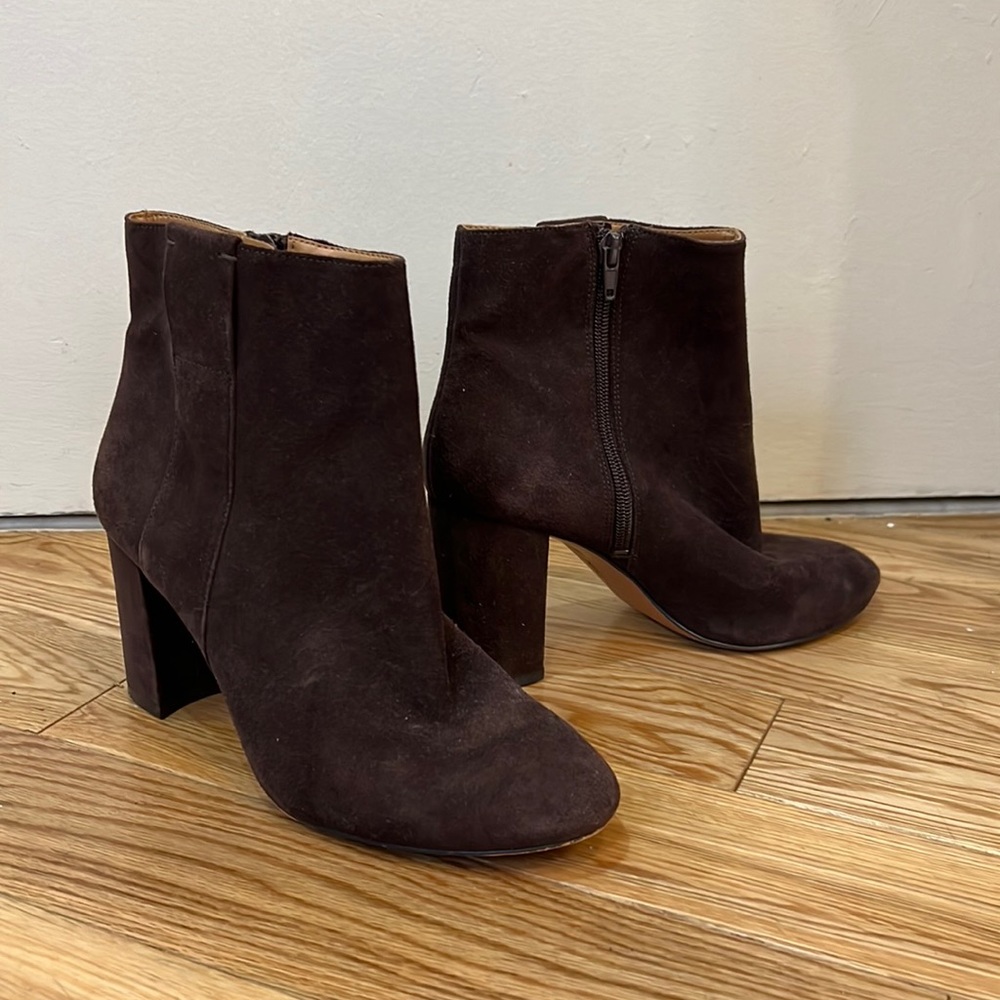 Nine West Brown Suede Booties